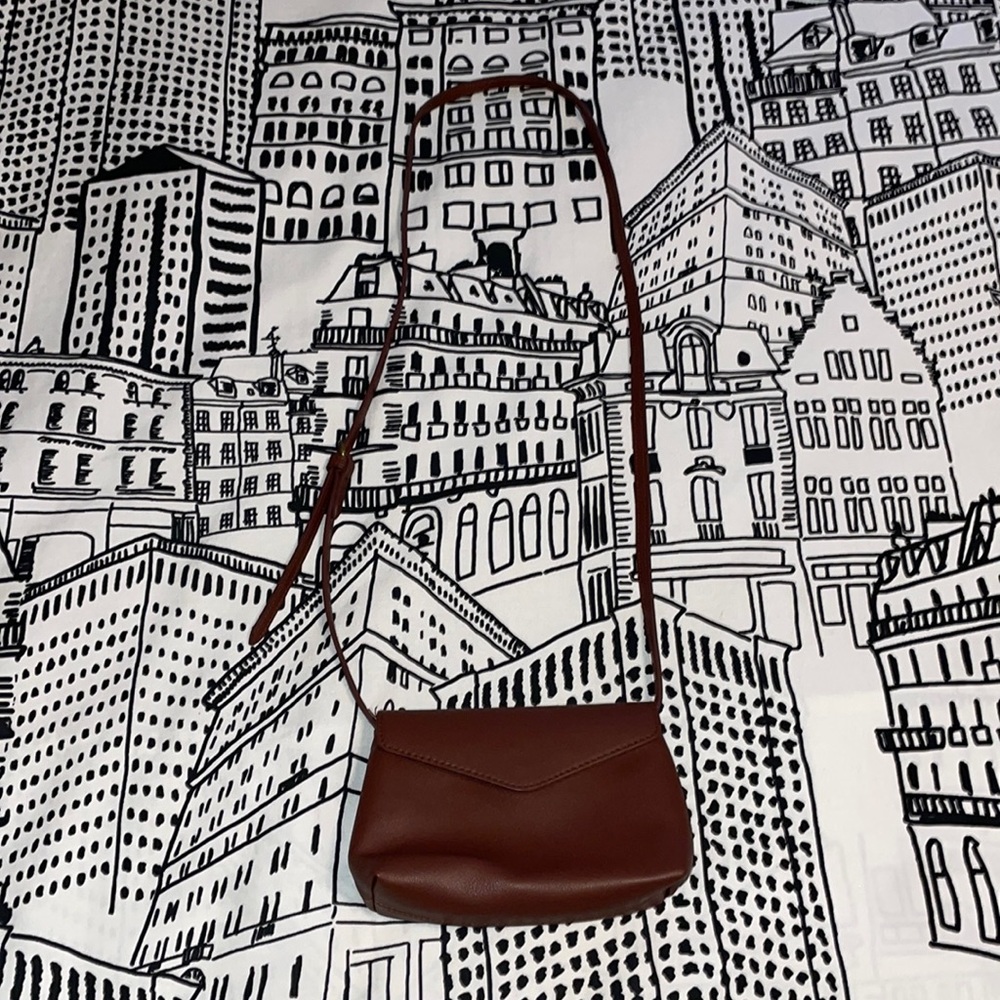 Auburn Envelope Crossbody